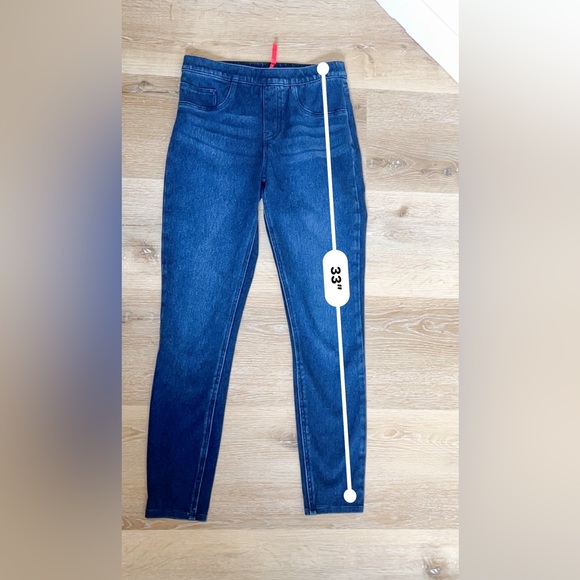 Spanx Skinny Jeans Pull On Dark Wash Back Pockets Front Control Panel Size Small - Picture 9 of 10